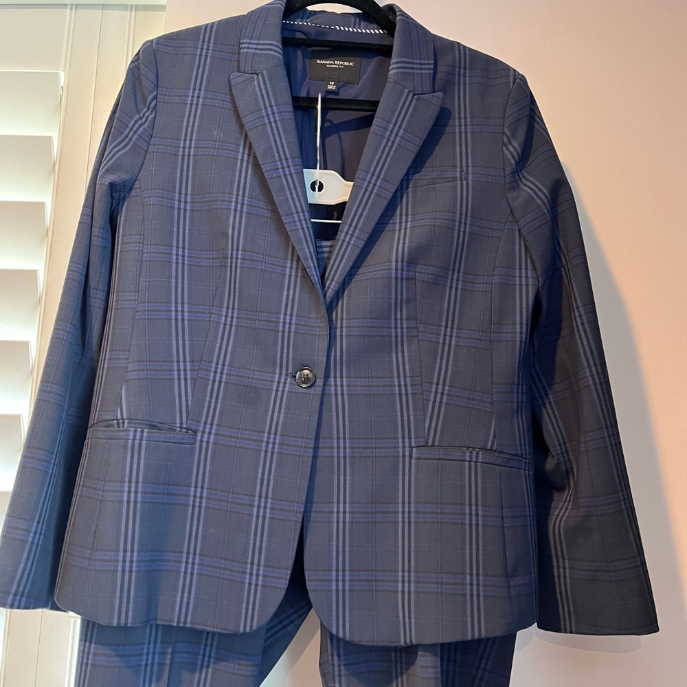 Banana Republic Blue Checkered 2 piece suit